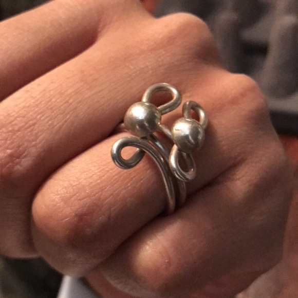 Unique sterling silver ring size 8 - Picture 7 of 12